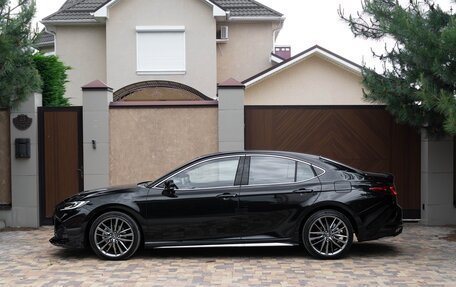 Toyota Camry, 2026 год, 3 800 000 рублей, 4 фотография