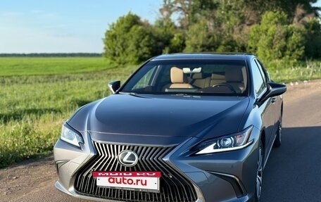 Lexus ES VII, 2021 год, 3 900 000 рублей, 2 фотография
