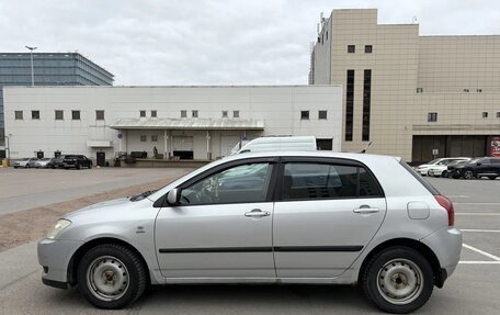 Toyota Corolla, 2004 год, 450 000 рублей, 4 фотография
