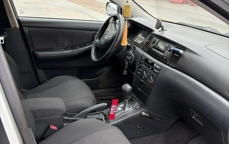 Toyota Corolla, 2004 год, 450 000 рублей, 9 фотография