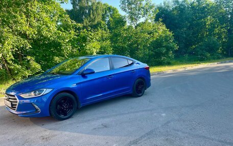 Hyundai Elantra VI рестайлинг, 2018 год, 1 315 000 рублей, 6 фотография