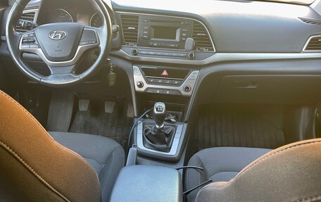 Hyundai Elantra VI рестайлинг, 2018 год, 1 315 000 рублей, 18 фотография