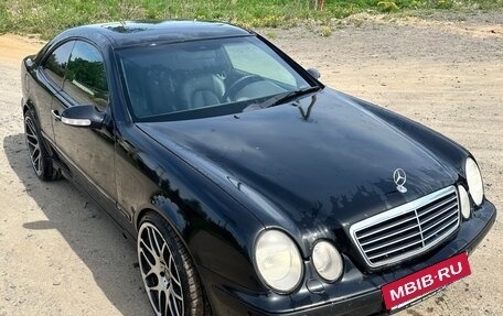 Mercedes-Benz CLK-Класс, 2001 год, 450 000 рублей, 15 фотография