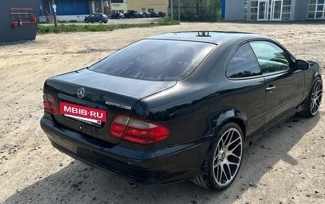Mercedes-Benz CLK-Класс, 2001 год, 450 000 рублей, 10 фотография