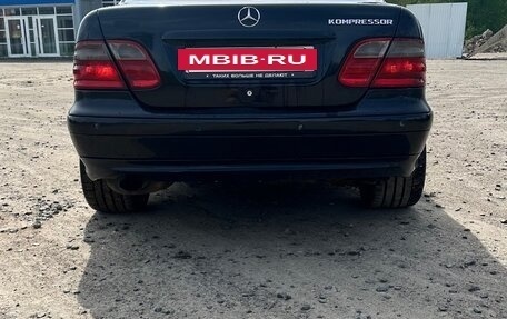 Mercedes-Benz CLK-Класс, 2001 год, 450 000 рублей, 8 фотография
