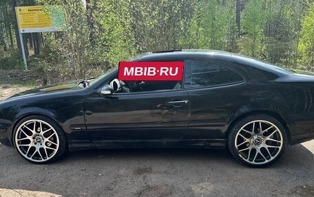 Mercedes-Benz CLK-Класс, 2001 год, 450 000 рублей, 23 фотография
