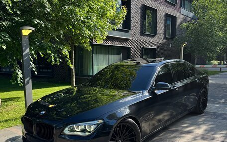 BMW 7 серия, 2012 год, 2 390 000 рублей, 2 фотография