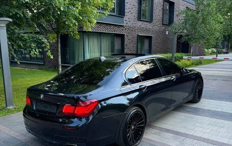 BMW 7 серия, 2012 год, 2 390 000 рублей, 3 фотография