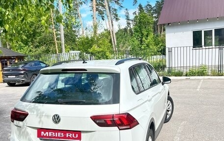 Volkswagen Tiguan II, 2018 год, 2 140 000 рублей, 6 фотография