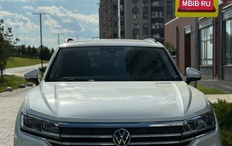 Volkswagen Touareg III, 2021 год, 5 190 000 рублей, 1 фотография