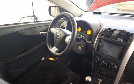 Toyota Corolla, 2011 год, 1 088 000 рублей, 19 фотография