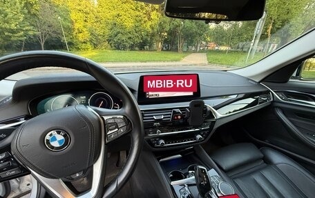 BMW 5 серия, 2018 год, 4 550 000 рублей, 13 фотография