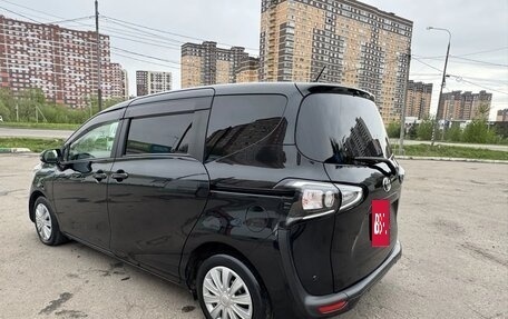 Toyota Sienta II, 2019 год, 1 250 000 рублей, 10 фотография