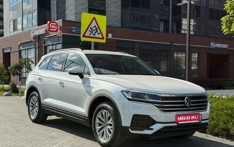 Volkswagen Touareg III, 2021 год, 5 190 000 рублей, 2 фотография