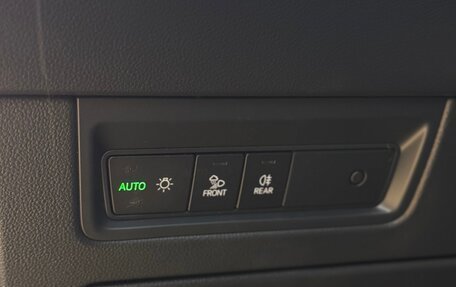 Volkswagen Touareg III, 2021 год, 5 190 000 рублей, 18 фотография
