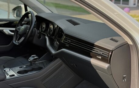 Volkswagen Touareg III, 2021 год, 5 190 000 рублей, 23 фотография