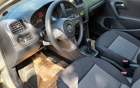 Volkswagen Polo VI (EU Market), 2010 год, 620 000 рублей, 11 фотография