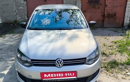 Volkswagen Polo VI (EU Market), 2010 год, 620 000 рублей, 3 фотография