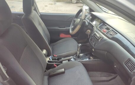 Mitsubishi Lancer IX, 2004 год, 400 000 рублей, 2 фотография