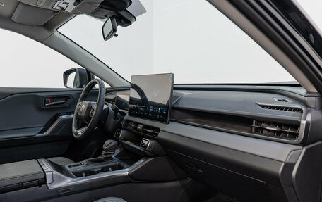 Toyota RAV4, 2026 год, 3 990 000 рублей, 21 фотография