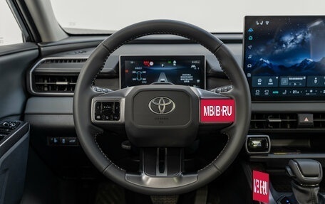 Toyota RAV4, 2026 год, 3 990 000 рублей, 12 фотография