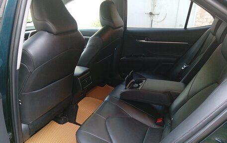 Toyota Camry, 2019 год, 3 050 000 рублей, 3 фотография