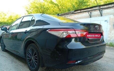 Toyota Camry, 2019 год, 3 050 000 рублей, 5 фотография