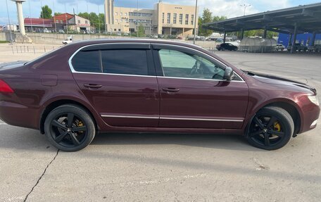 Skoda Superb III рестайлинг, 2010 год, 910 000 рублей, 4 фотография