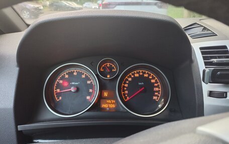 Opel Zafira B, 2010 год, 590 000 рублей, 5 фотография