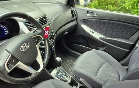 Hyundai Solaris II рестайлинг, 2013 год, 940 000 рублей, 7 фотография