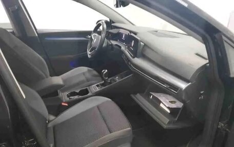Volkswagen Golf VIII, 2022 год, 1 742 000 рублей, 6 фотография