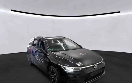 Volkswagen Golf VIII, 2022 год, 1 742 000 рублей, 3 фотография