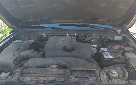 Mitsubishi Pajero IV, 2011 год, 2 200 000 рублей, 2 фотография