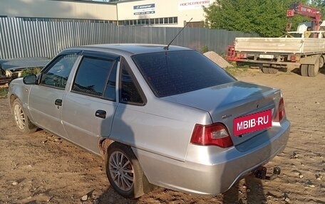 Daewoo Nexia I рестайлинг, 2010 год, 150 000 рублей, 4 фотография