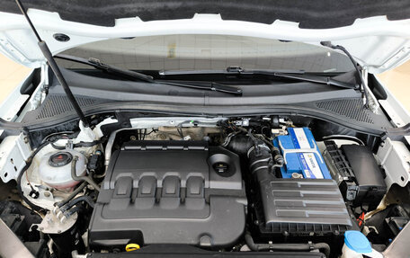Volkswagen Tiguan II, 2019 год, 3 200 000 рублей, 11 фотография