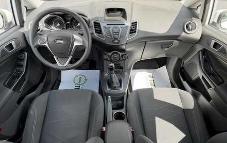 Ford Fiesta, 2015 год, 945 000 рублей, 11 фотография
