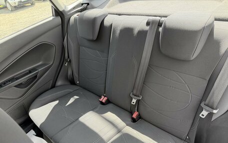 Ford Fiesta, 2015 год, 945 000 рублей, 10 фотография