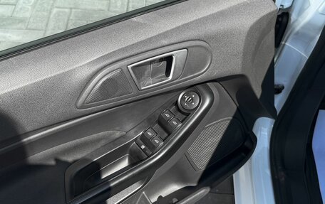 Ford Fiesta, 2015 год, 945 000 рублей, 19 фотография