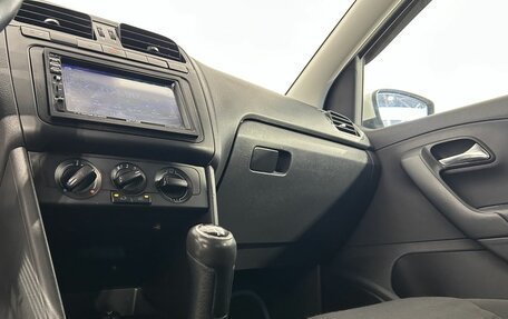 Volkswagen Polo VI (EU Market), 2012 год, 450 000 рублей, 21 фотография