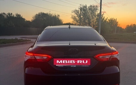 Toyota Camry, 2021 год, 2 700 000 рублей, 9 фотография