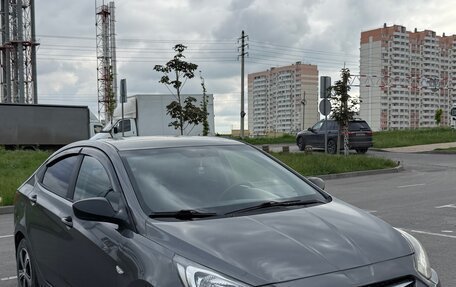 Hyundai Solaris II рестайлинг, 2011 год, 690 000 рублей, 5 фотография