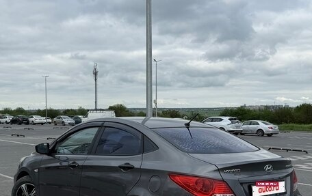 Hyundai Solaris II рестайлинг, 2011 год, 690 000 рублей, 2 фотография