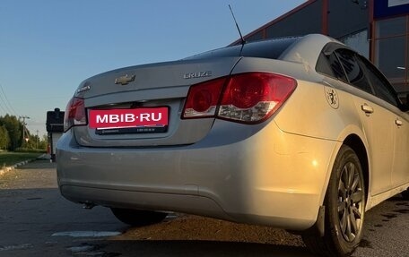 Chevrolet Cruze II, 2009 год, 450 000 рублей, 5 фотография