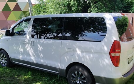 Hyundai H-1 II рестайлинг, 2011 год, 1 450 000 рублей, 5 фотография