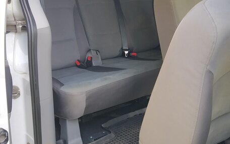 Hyundai H-1 II рестайлинг, 2011 год, 1 450 000 рублей, 12 фотография