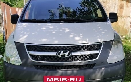 Hyundai H-1 II рестайлинг, 2011 год, 1 450 000 рублей, 3 фотография