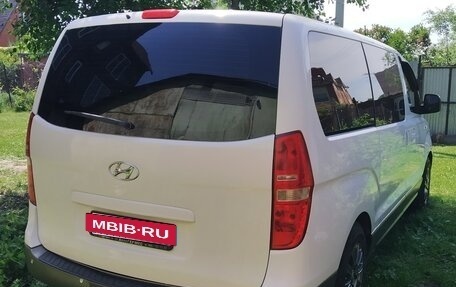 Hyundai H-1 II рестайлинг, 2011 год, 1 450 000 рублей, 6 фотография