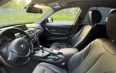 BMW 3 серия, 2012 год, 1 535 000 рублей, 14 фотография