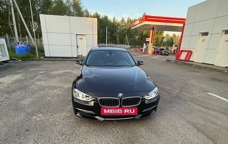 BMW 3 серия, 2012 год, 1 535 000 рублей, 11 фотография