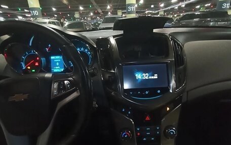Chevrolet Cruze II, 2013 год, 800 000 рублей, 16 фотография